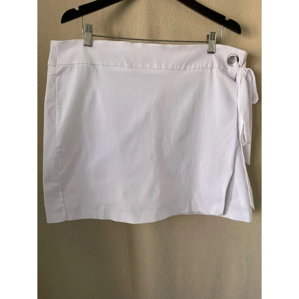 Zac & Rachel White Side Tie Wrap Around Skirt with Undershorts - 22W - Picture 1 of 12